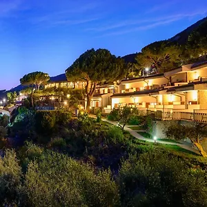 hotel-baia-imperiale-campo-nellelba.it-tuscanyhotel.com/